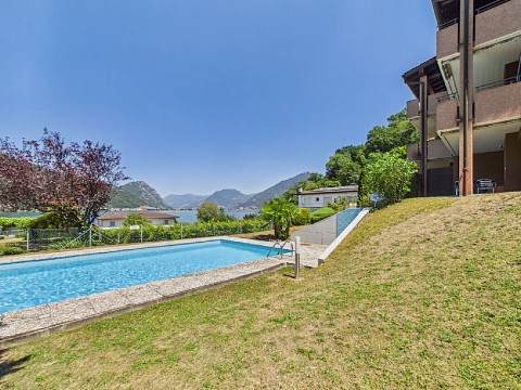 Traumhaftes Ferienparadies mit Seeblick und Pool