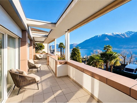 Geräumige 5,5-Zimmer-Wohnung mit Seeblick