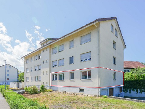 DIE Gelegenheit! 4.5 Zimmer-Gartenwohnung mit Nebenräumen