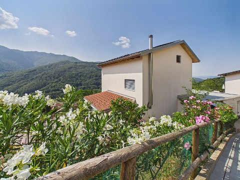 Val Colla - Einfamilienhaus an ruhiger Lage