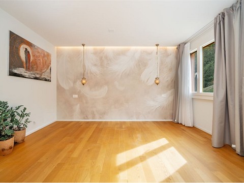 Neuwertige 2.5-Zimmer-ETW