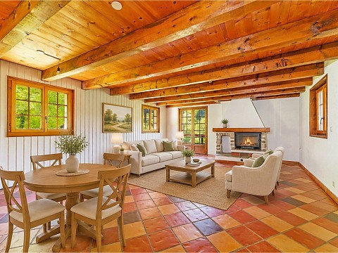 Ein kleines Paradies zwischen See und Natur: Haus mit 3 Wohnungen